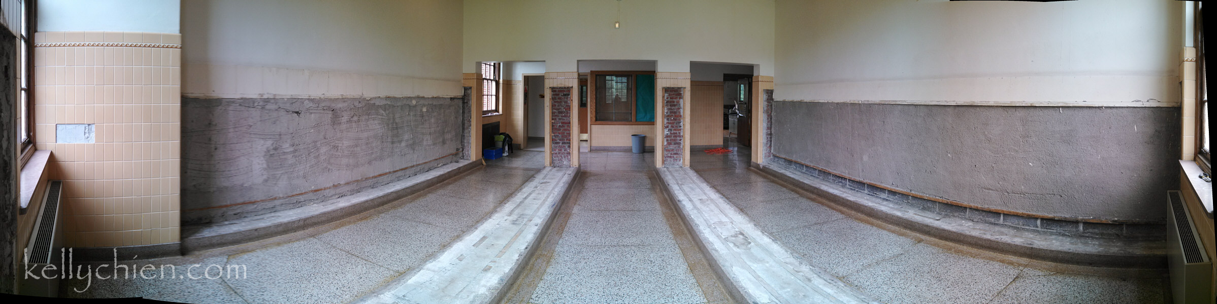 Kelly Chien S Panoramic Pictures Skcs Empty Locker Room 01